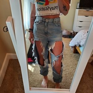 BDG Mom High Rise Jeans 27W